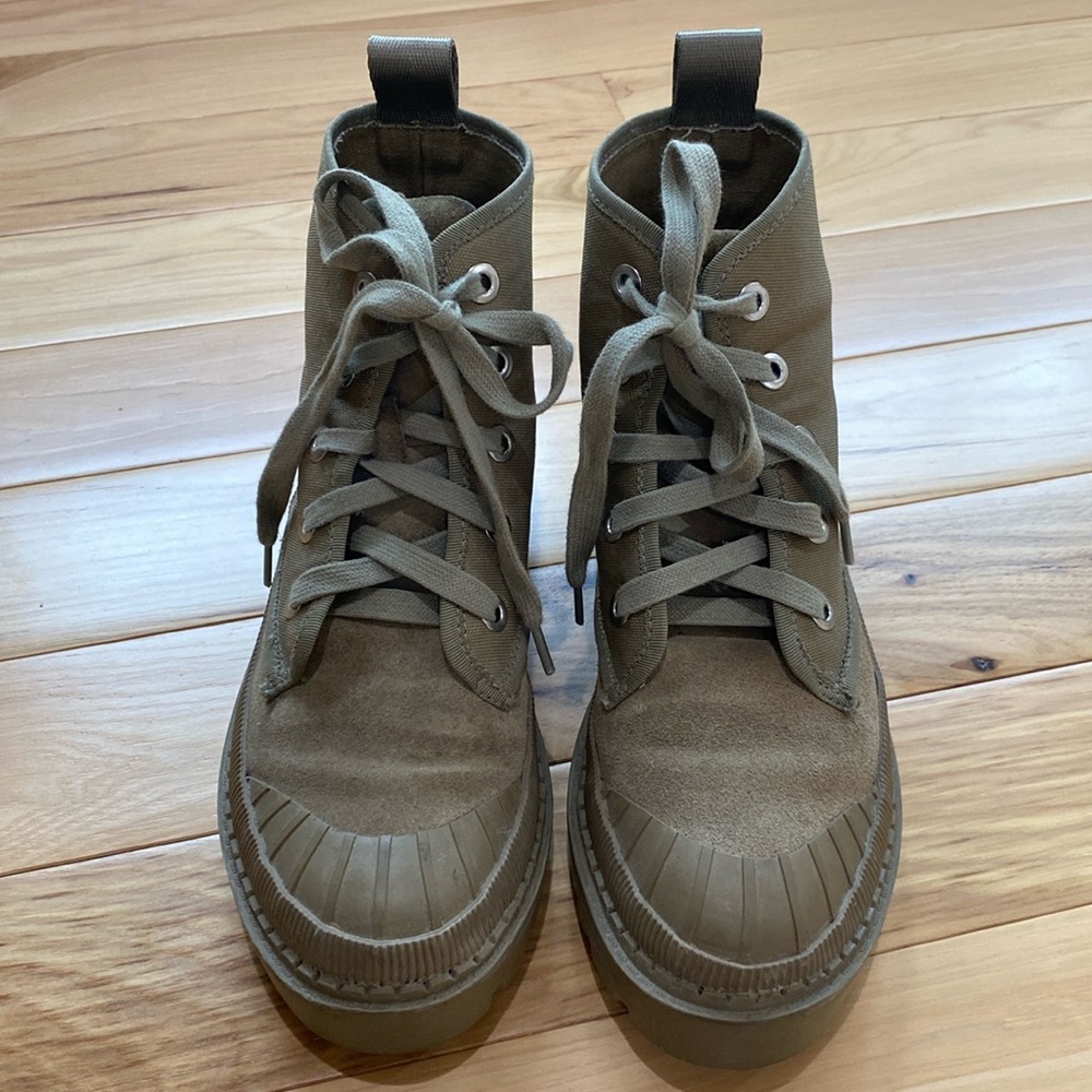 ZARA canvas boots
